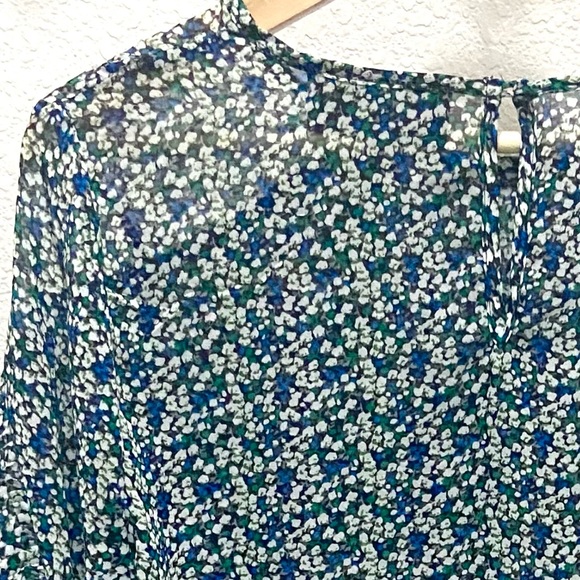 ANTHROPOLOGIE Sunday in Brooklyn Forget-Me-Not Sheer Printed Ruffle Top- Medium - Picture 14 of 16